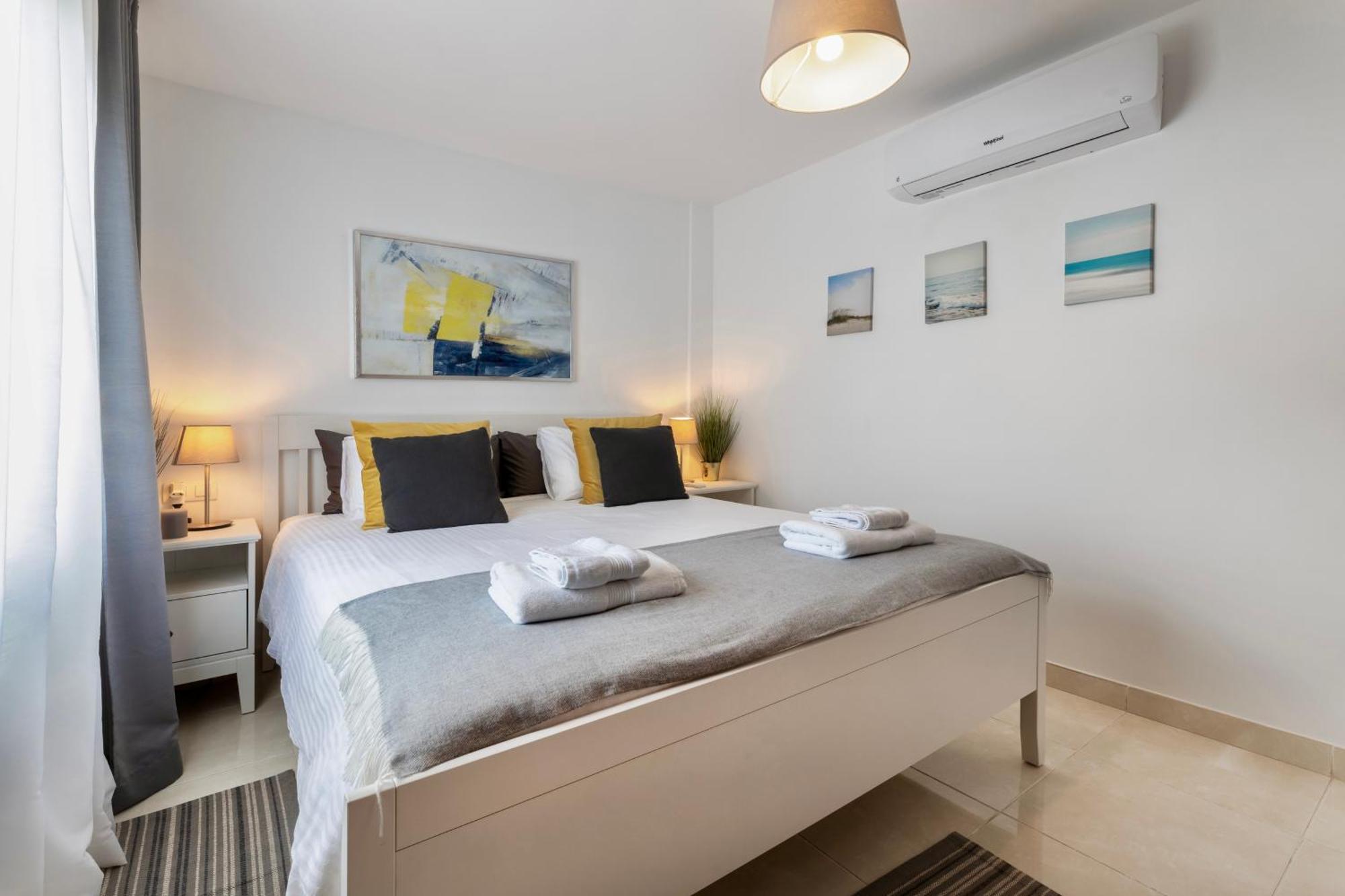Villa Playa Blanca - Heated Pool, Aircon Luaran gambar