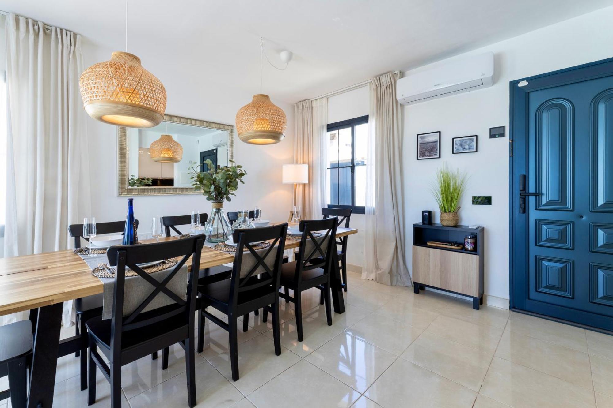 Villa Playa Blanca - Heated Pool, Aircon Luaran gambar